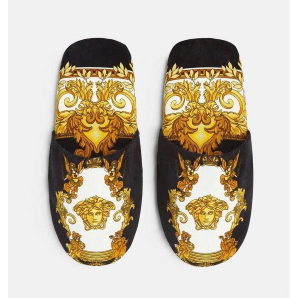 NWT Versace Medusa Slip-On Slippers Size S (6-7) Renaissance-Print Black Gold
